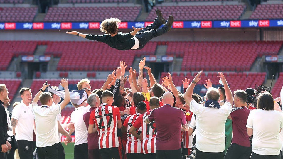 Brentford manager Thomas Frank enjoys family dinner at Chiswick restaurant, Local News, News, Brentford Nub News